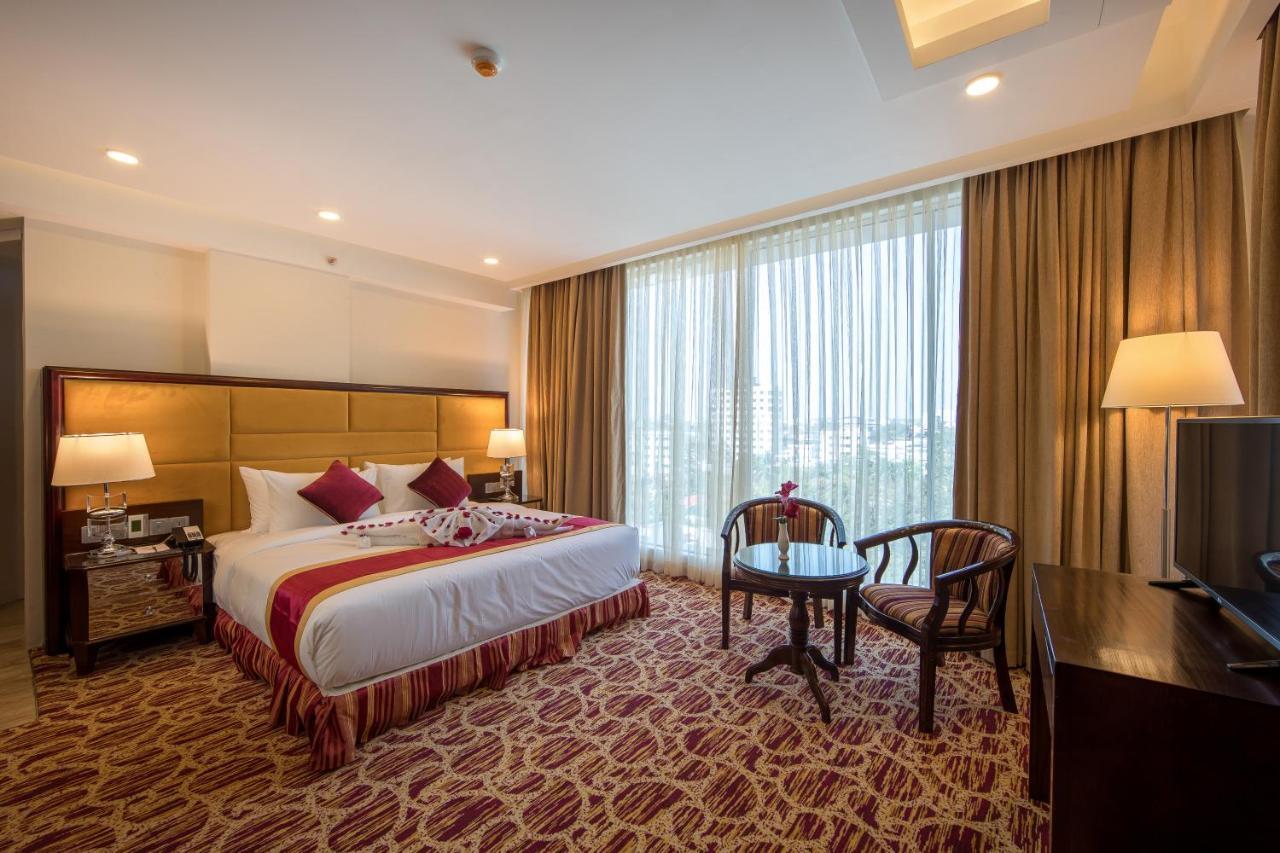 Grand Palace Hotel & Resorts Sylhet Ngoại thất bức ảnh